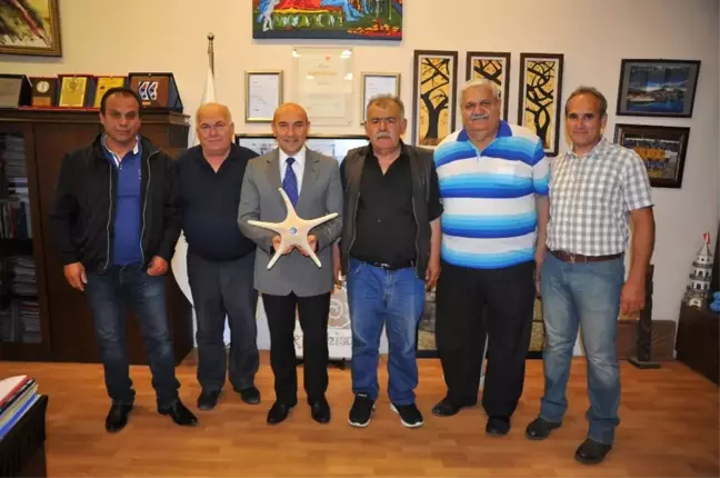İzmirli Balıkçılardan Başkan Soyer'e Teşekkür