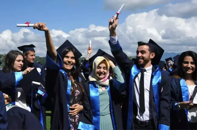 Çaycuma ve Gökçebey'de Mezuniyet Coşkusu
