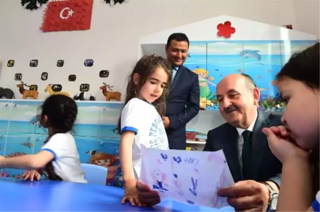 Müezzinoğlu: Dünyaya Yeniden Medeniyet Sunacak Bir Milletin Mensupları Olabiliriz