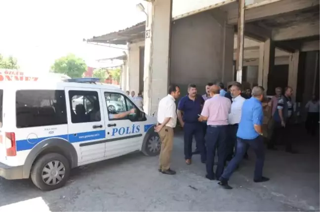 Alacak Meselesi Yüzünden Yeğenini ve Ortaklarını Vurdu