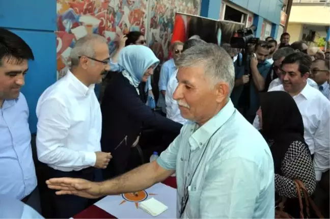 Bakan Elvan, Tarsus'ta Bayramlaştı