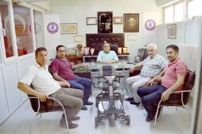Hayırsever Vatandaştan Asd'ye Akülü Sandalye Bağışı