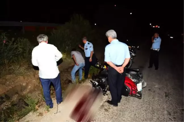 İki Motosiklet Kafa Kafaya Çarpıştı: 3 Yaralı