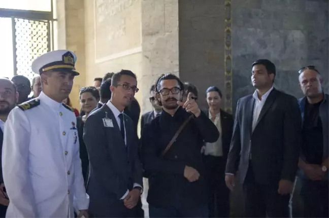 Bollywood Yıldızı Khan Anıtkabir'de