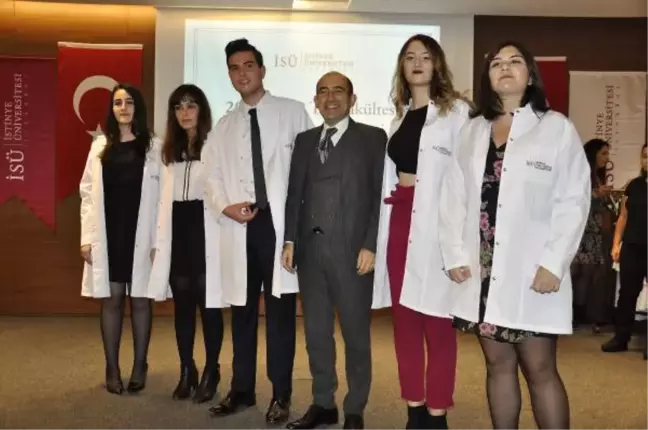 Geleceğin Doktorları Beyaz Önlüklerini Giydi