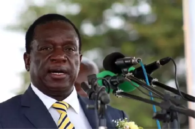 Mnangagwa'dan Mugabe'ye: ya İstifa Et ya da Rezil Ol