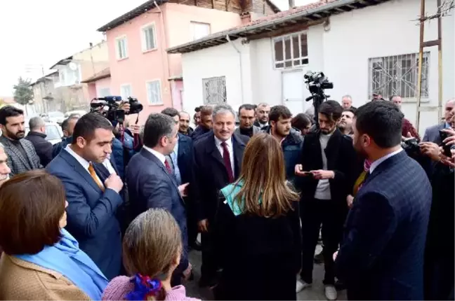 Malatya'da Alevilerin Evlerine Atılan Çarpılara Kınama (2)