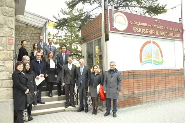 AB Bakanlığı Müsteşar Yardımcısı Yücel, İl Gıda, Tarım ve Hayvancılık Müdürlüğü'nü Ziyaret Etti