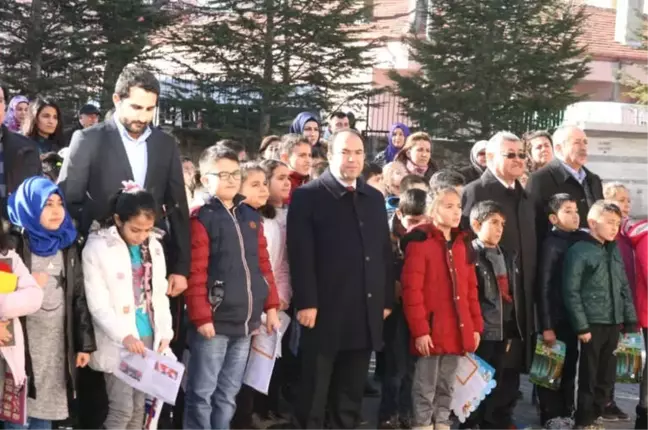 Kulu'da 8 Bin 73 Öğrenci Karnesini Aldı