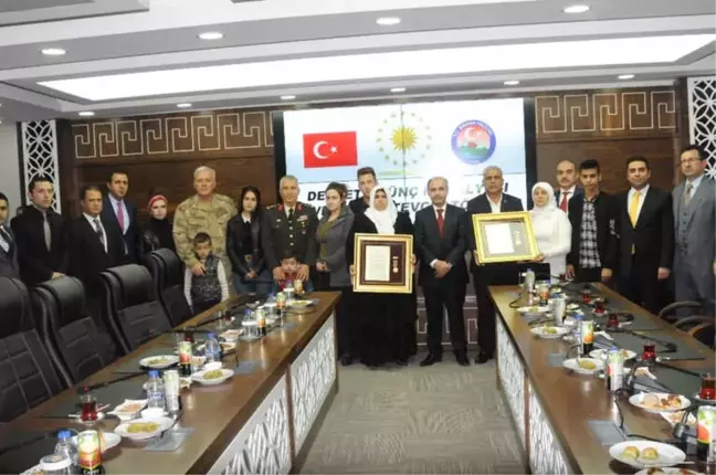 Şırnaklı 2 Şehit Ailesine Devlet Övünç Madalyası Verildi