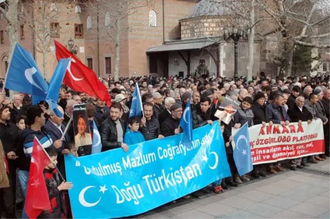 Şehitler ve Muhammed Salih Hacim İçin Gıyabi Cenaze Namazı