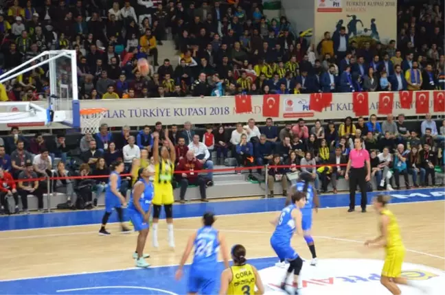Fenerbahçe Kupaya Erken Veda Etti