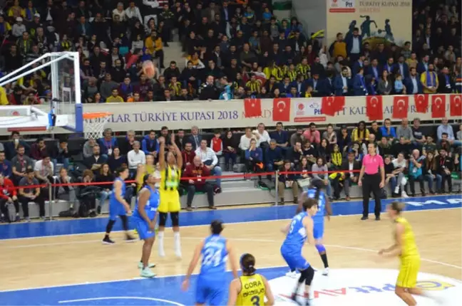 Fenerbahçe Kupaya Erken Veda Etti
