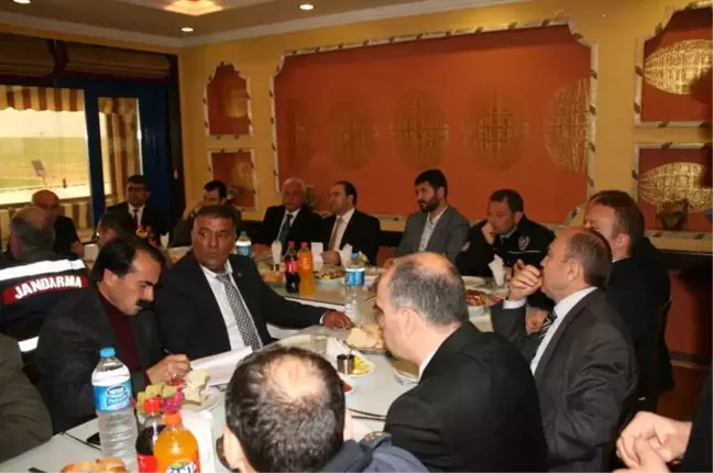 Kulu'da Mahalle Muhtarları ve Kurum Müdürleri İstişare Toplantısı