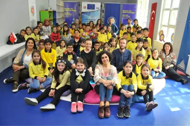 Çocuklara Avrupa Masalları Anlatıldı