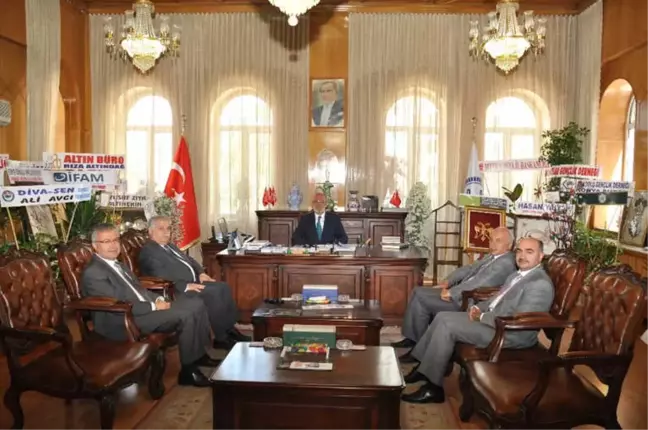 Neü'den Konya İl Müftülüğüne Hayırlı Olsun Ziyareti