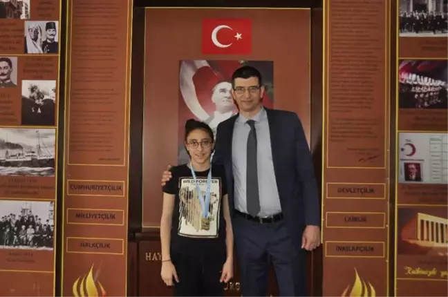 Gkv'li Dicle Su Sertpolat İstanbul'da Madalyaları Topladı