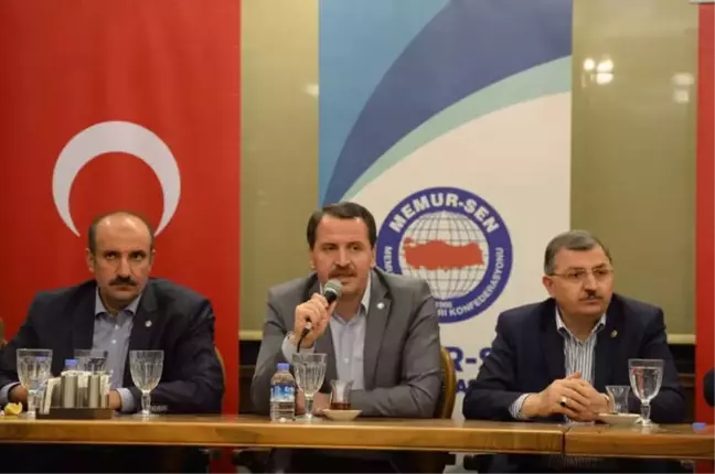 Memur-Sen'in Duayenleri İftarda Bir Araya Geldi