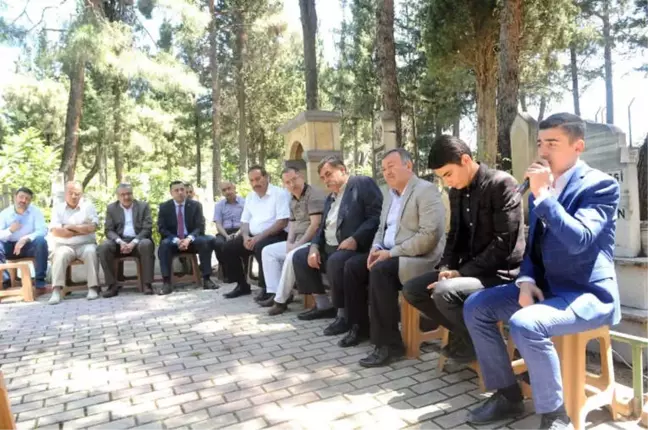 Hafız Ali Efendi Mezarı Başında Anıldı