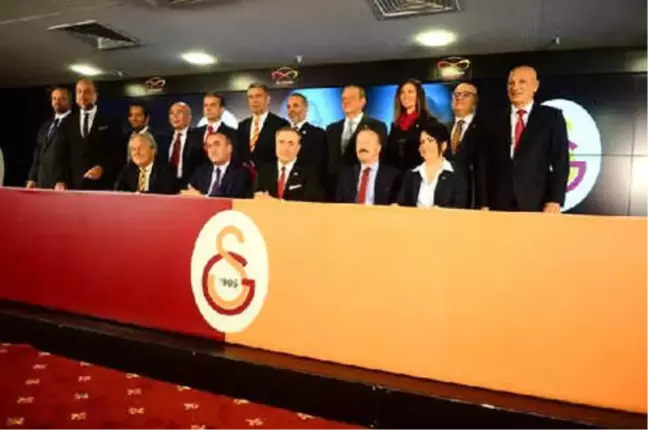 Galatasaray Başkanı Cengiz ve Yönetimi Mazbatalarını Aldı