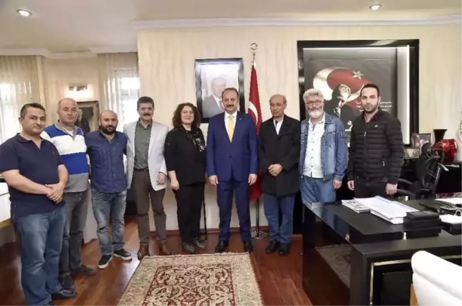 Demirlibahçe Esnafından Akgül'e Hizmet Teşekkürü