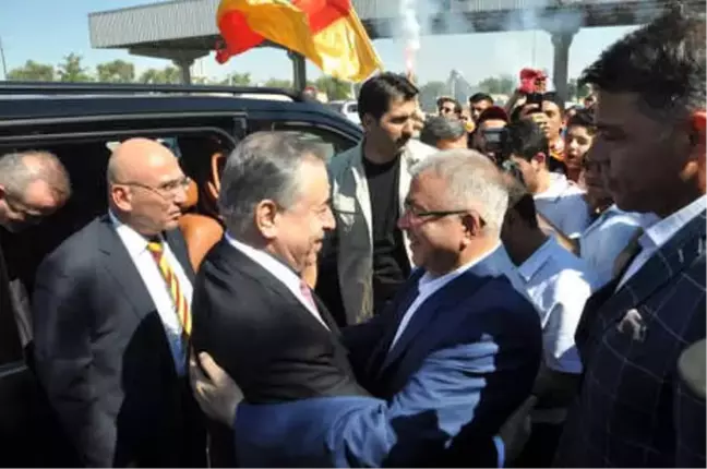 Galatasaray Başkanı Cengiz, Memleketi Gaziantep'te