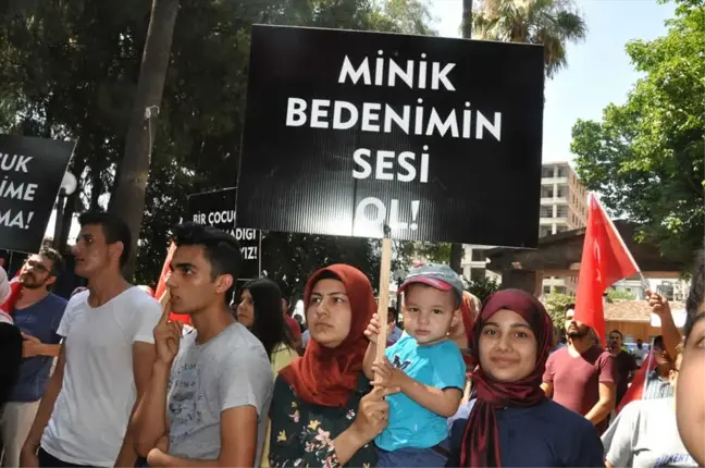 Hatay'da Çocuk İstismarlarına Tepki Yürüyüşü