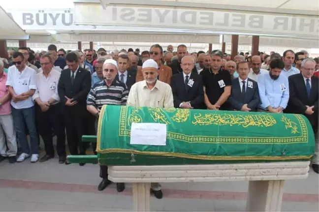CHP Lideri Kılıçdaroğlu Konya'da Cenazeye Katıldı