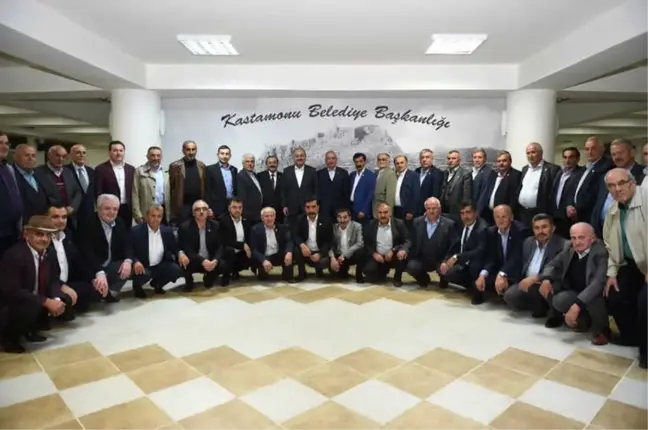 Muhtarlar, Belediye Başkanı Babaş'ı Ziyaret Etti