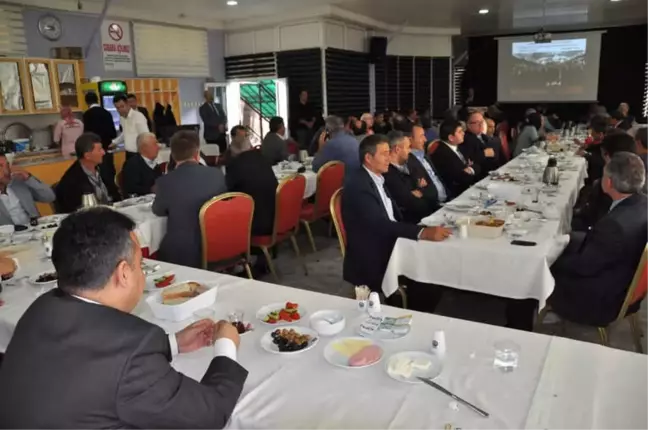 Kaymakam ve Belediye Başkanı Muhtarlarla Buluştu