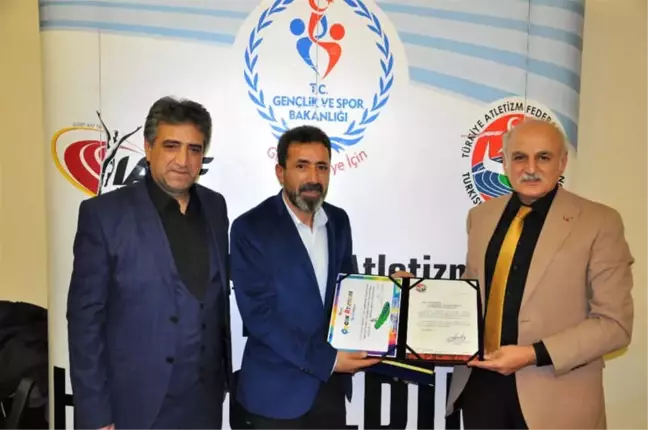 Gaziantep'te Çocuk Atletizm Şöleni