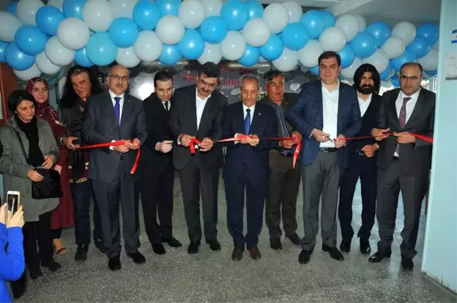 Akşehir'de Koridor Kitaplığının İlki Açıldı