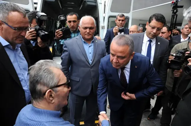 Deniz Baykal'dan Antalya Büyükşehir Belediyesine Ziyaret