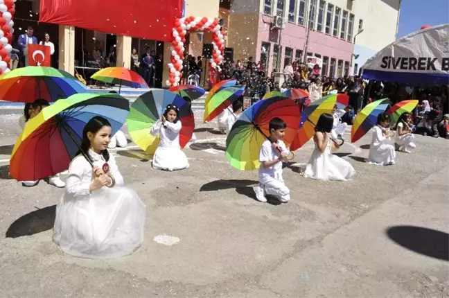 Siverek ve Birecik'te 23 Nisan Coşkusu