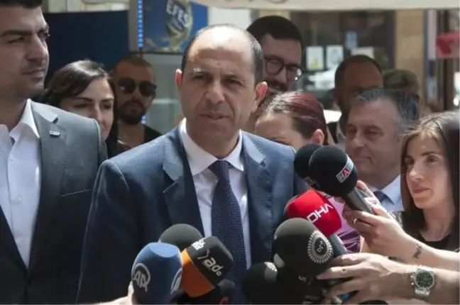 KKTC'de Ubp ve Hp Liderleri 'Hükumet' İçin Toplandı