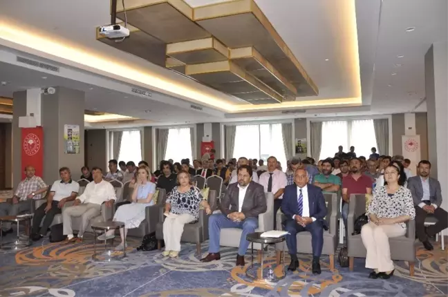 Eskişehir'de 'Süt İneklerinde Üreme ve Döl Veriminin Arttırılması' paneli