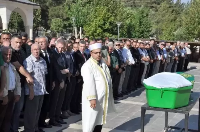 İş Bankası Genel Müdürü Adnan Bali'nin annesi Sebiha Bali, toprağa verildi