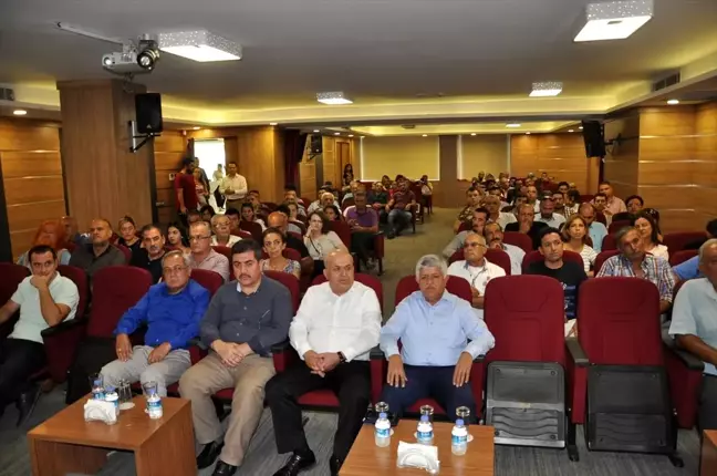 Tarsus'ta çiftçilere bilgilendirme toplantısı