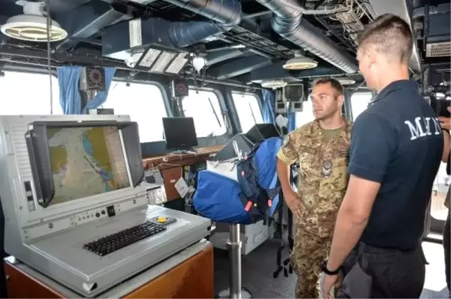 İtalya askeri eğitim gemisi istanbul'da