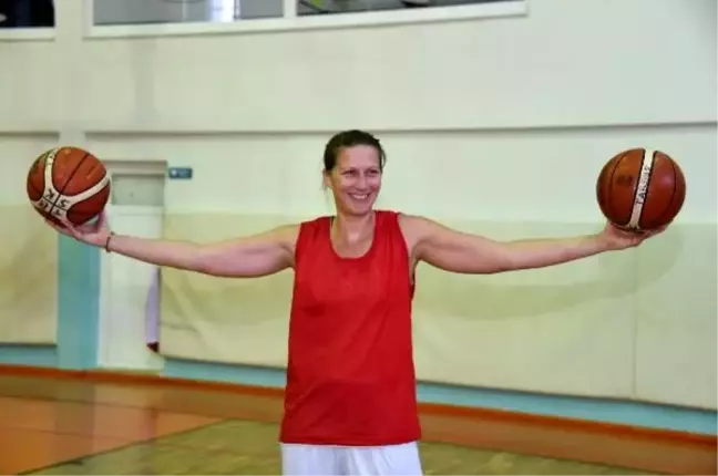 Julia suzan demirer, tarsus belediyespor'da