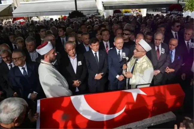 Mümtaz Soysal son yolculuğuna uğurlandı