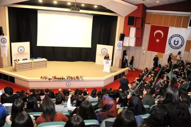 ADÜ'de düzenlenen panelde paramedikler bir araya geldi
