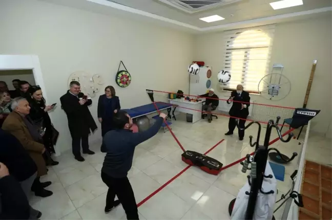 Ünlü gazetecilerden büyükşehir projelerine övgü dolu sözler