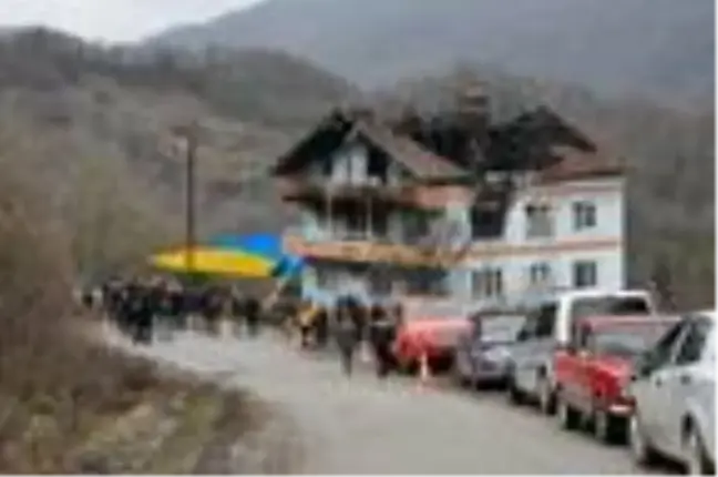Babaanne ve torunları yangında öldü (2)