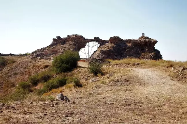 (Özel) Osmanlı'nın ilk fethettiği kale turizme açılmalı