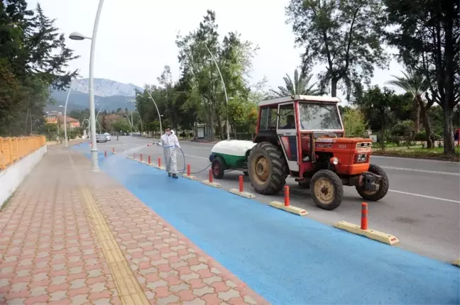 Tekirova'da dezenfekte çalışmaları devam ediyor