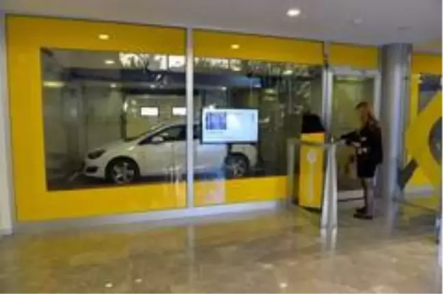 İzmir'de şehit ve gazi yakınlarına Büyükşehir otoparkları ücretsiz
