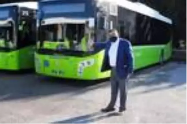 Yolcuları 'Hoş geldiniz' diyerek karşılayan halk otobüsü şoförü ilgi gördü
