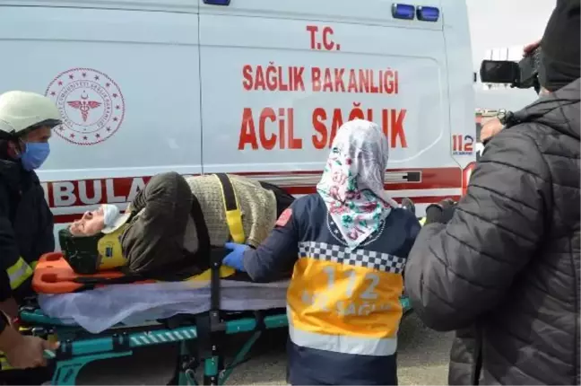 Adıyaman'da otomobiller çarpıştı: 3 yaralı