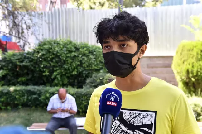 MANSUR YAVAŞ BİR SÖZÜNÜ DAHA TUTTU
